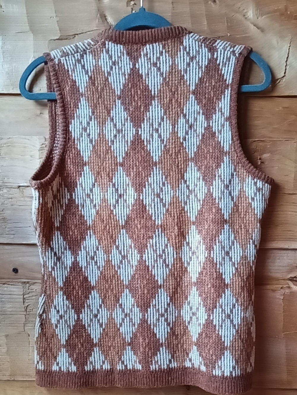 Vintage Rust and Cream Argyle Button-Front Sweater Vest - Picture 5 of 9